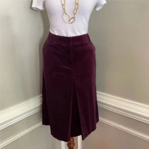 Talbots Women's Wine Colored Velvet Pencil Midi Skirt Size 6P - Picture 2 of 8